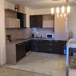 Vesi комплекс Artur Apartment *