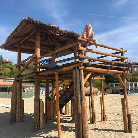 Vesi комплекс Artur דירה