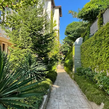 Vesi комплекс Artur Apartamento *